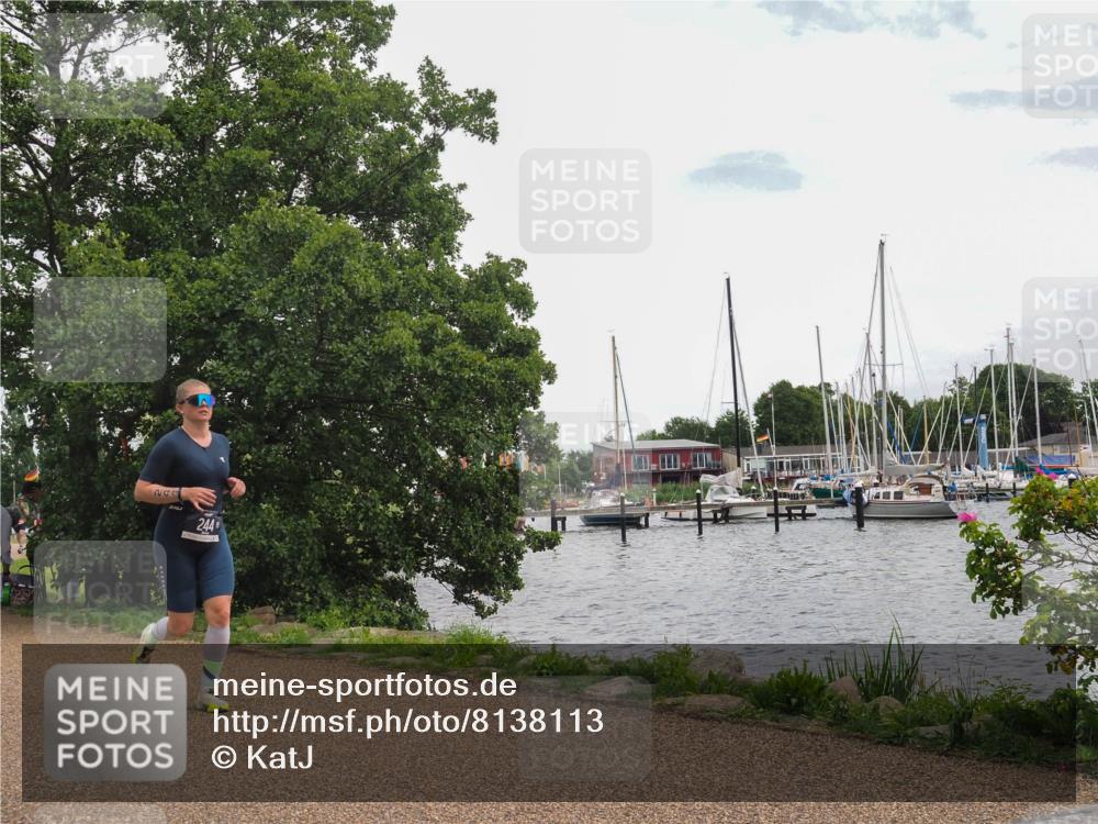 22.06.2025 - Viking Triathlon KatJ http://msf.ph/oto/8138113 22.06.2025 15:00:14 Laufen 244 meine-sportfotos.de