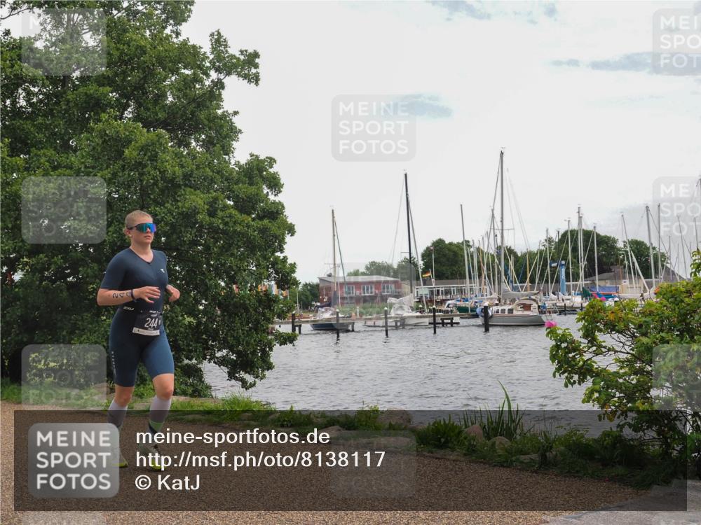 22.06.2025 - Viking Triathlon KatJ http://msf.ph/oto/8138117 22.06.2025 15:00:15 Laufen 244 meine-sportfotos.de