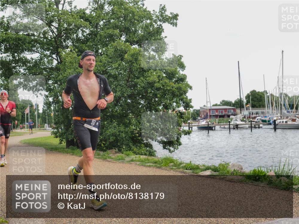 22.06.2025 - Viking Triathlon KatJ http://msf.ph/oto/8138179 22.06.2025 15:01:00 Laufen 93, 511 meine-sportfotos.de