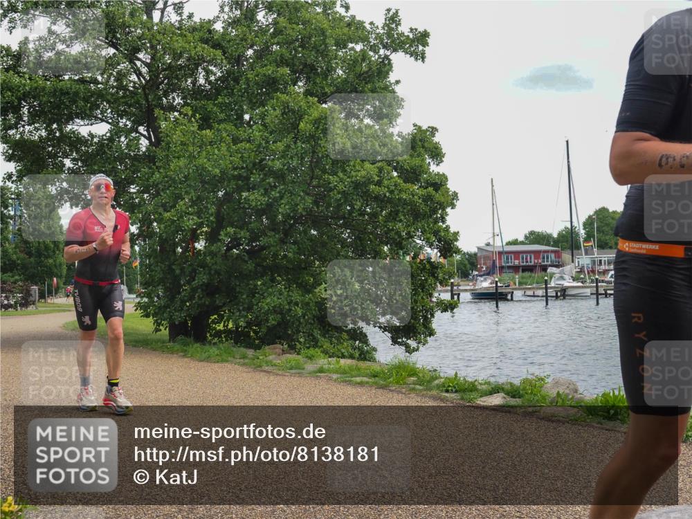 22.06.2025 - Viking Triathlon KatJ http://msf.ph/oto/8138181 22.06.2025 15:01:01 Laufen 93, 511 meine-sportfotos.de