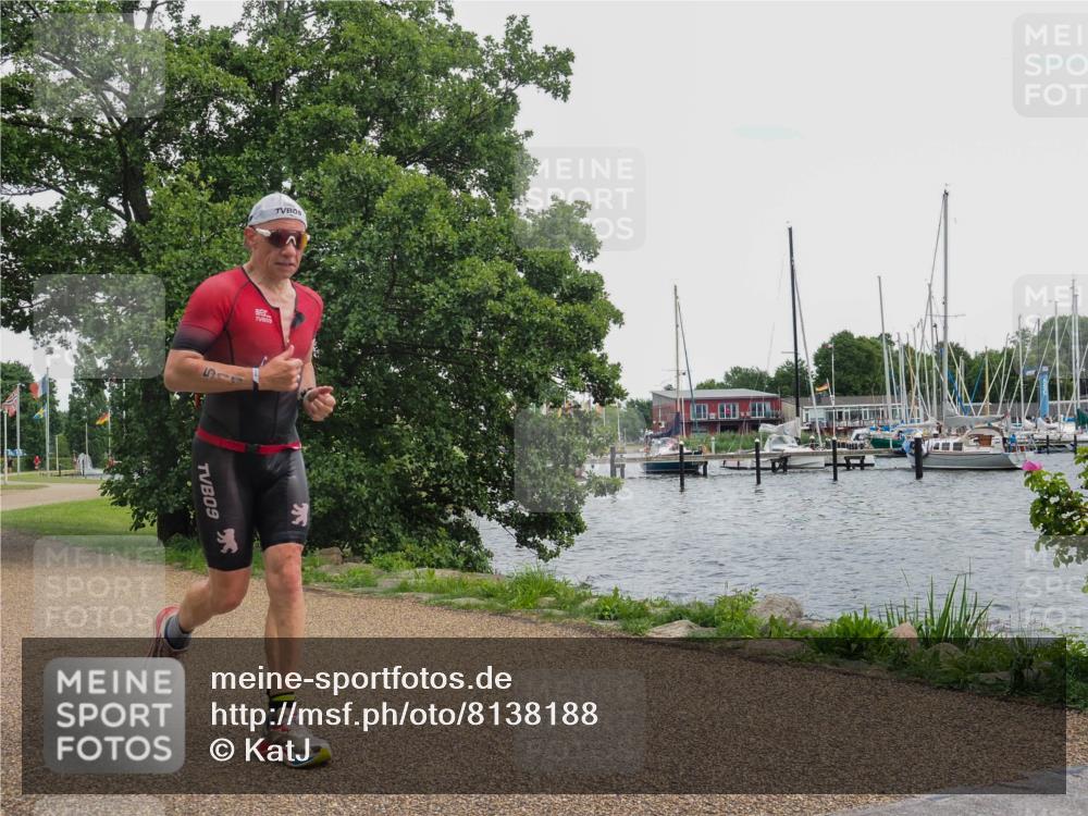22.06.2025 - Viking Triathlon KatJ http://msf.ph/oto/8138188 22.06.2025 15:01:02 Laufen 93, 511 meine-sportfotos.de