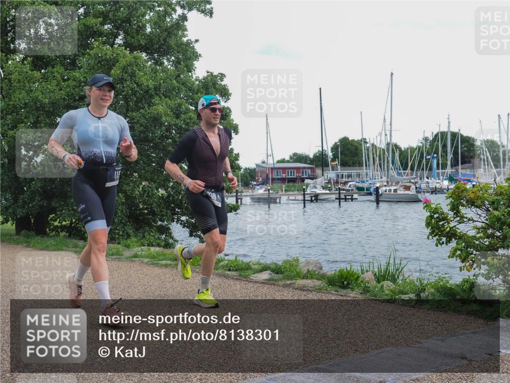 22.06.2025 - Viking Triathlon KatJ http://msf.ph/oto/8138301 22.06.2025 15:02:49 Laufen 115, 238, 471 meine-sportfotos.de