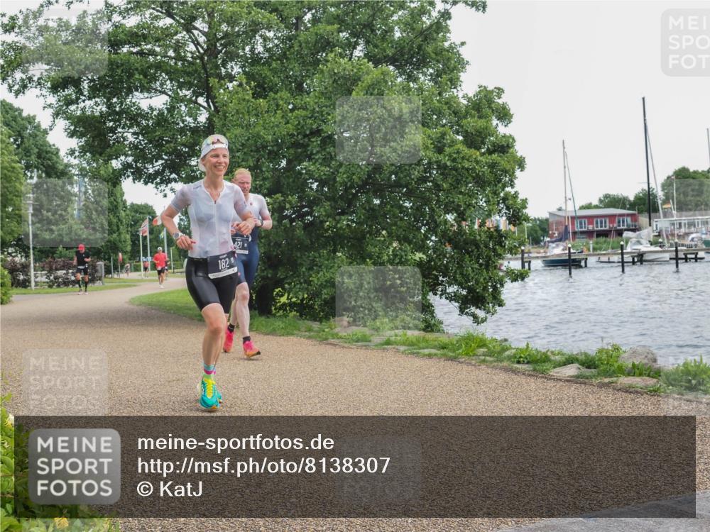 22.06.2025 - Viking Triathlon KatJ http://msf.ph/oto/8138307 22.06.2025 15:02:59 Laufen 182, 421 meine-sportfotos.de