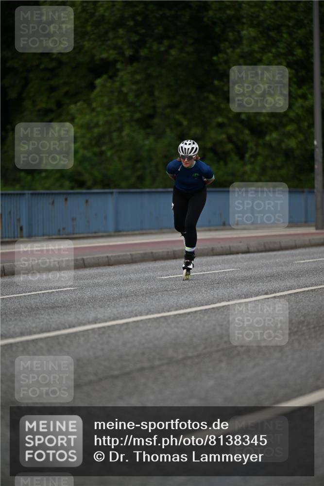 29.06.2025 - hella hamburg halbmarathon Dr. Thomas Lammeyer http://msf.ph/oto/8138345 29.06.2025 09:01:34 Kennedybrücke  meine-sportfotos.de
