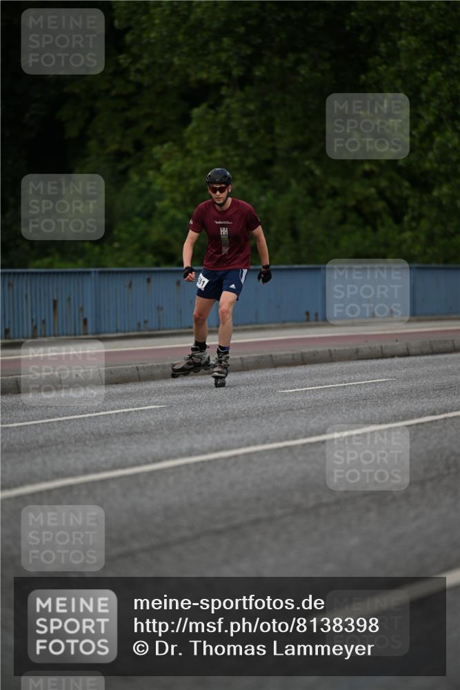 29.06.2025 - hella hamburg halbmarathon Dr. Thomas Lammeyer http://msf.ph/oto/8138398 29.06.2025 09:01:43 Kennedybrücke  meine-sportfotos.de