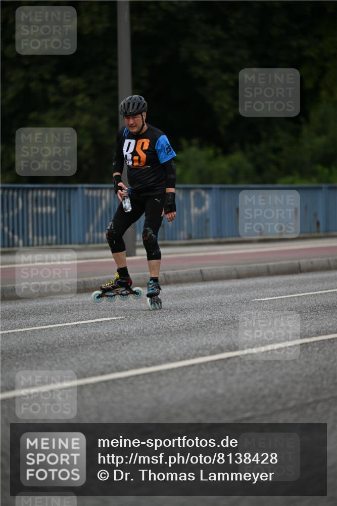29.06.2025 - hella hamburg halbmarathon Dr. Thomas Lammeyer http://msf.ph/oto/8138428 29.06.2025 09:01:49 Kennedybrücke  meine-sportfotos.de