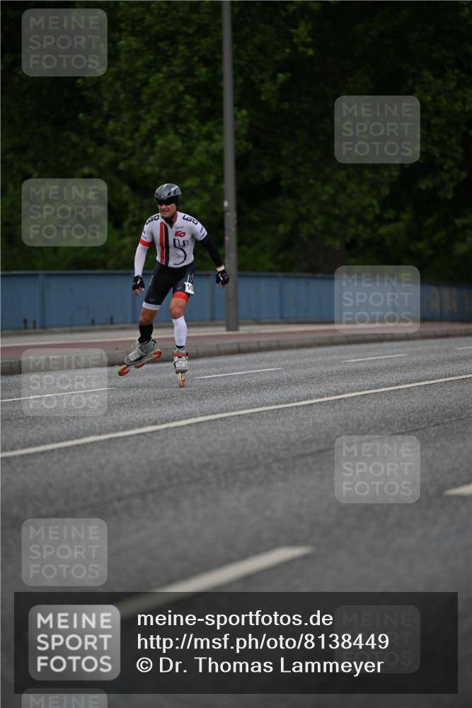 29.06.2025 - hella hamburg halbmarathon Dr. Thomas Lammeyer http://msf.ph/oto/8138449 29.06.2025 09:01:53 Kennedybrücke  meine-sportfotos.de