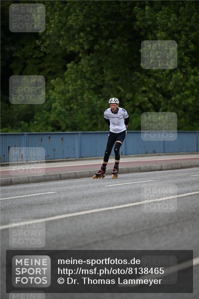 29.06.2025 - hella hamburg halbmarathon Dr. Thomas Lammeyer http://msf.ph/oto/8138465 29.06.2025 09:02:11 Kennedybrücke  meine-sportfotos.de