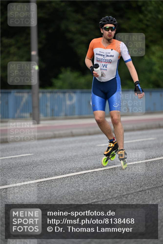 29.06.2025 - hella hamburg halbmarathon Dr. Thomas Lammeyer http://msf.ph/oto/8138468 29.06.2025 08:51:00 Kennedybrücke  meine-sportfotos.de