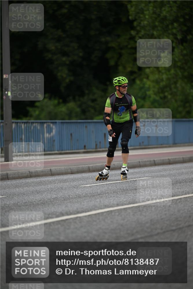 29.06.2025 - hella hamburg halbmarathon Dr. Thomas Lammeyer http://msf.ph/oto/8138487 29.06.2025 09:02:14 Kennedybrücke  meine-sportfotos.de