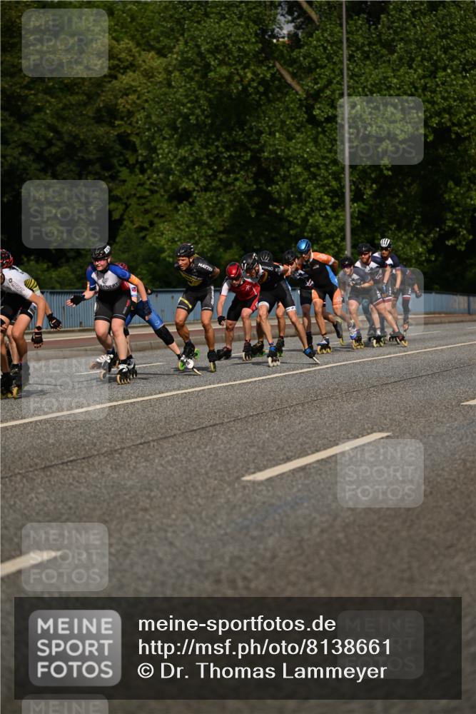 29.06.2025 - hella hamburg halbmarathon Dr. Thomas Lammeyer http://msf.ph/oto/8138661 29.06.2025 08:52:17 Kennedybrücke  meine-sportfotos.de