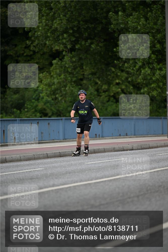 29.06.2025 - hella hamburg halbmarathon Dr. Thomas Lammeyer http://msf.ph/oto/8138711 29.06.2025 09:02:48 Kennedybrücke  meine-sportfotos.de