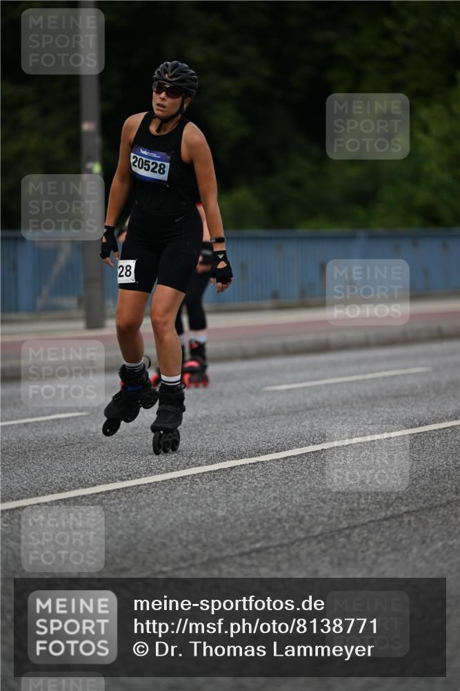 29.06.2025 - hella hamburg halbmarathon Dr. Thomas Lammeyer http://msf.ph/oto/8138771 29.06.2025 09:03:16 Kennedybrücke  meine-sportfotos.de