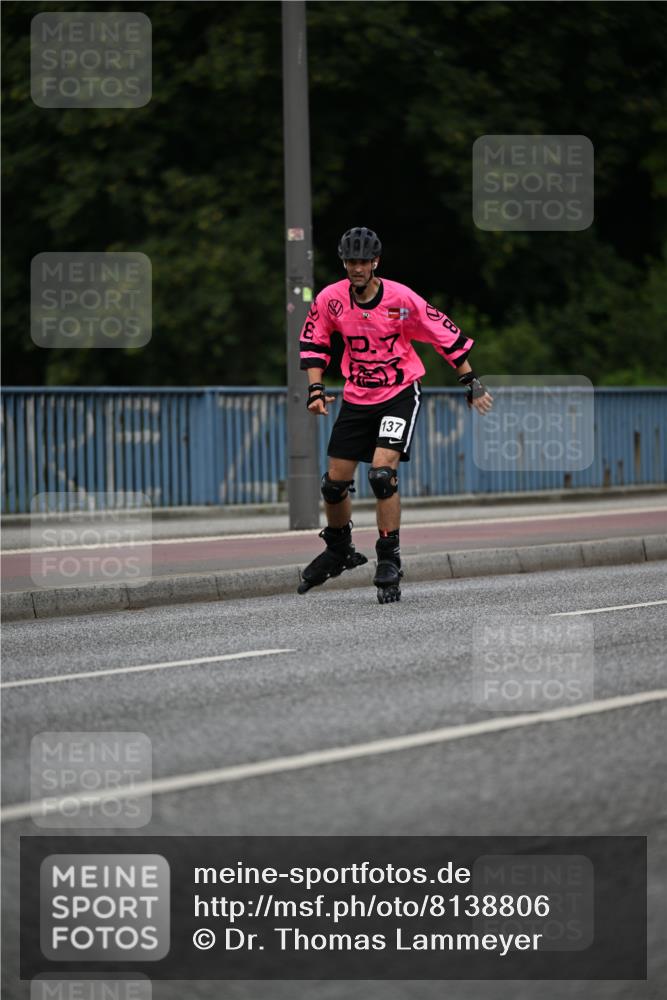 29.06.2025 - hella hamburg halbmarathon Dr. Thomas Lammeyer http://msf.ph/oto/8138806 29.06.2025 09:03:25 Kennedybrücke  meine-sportfotos.de