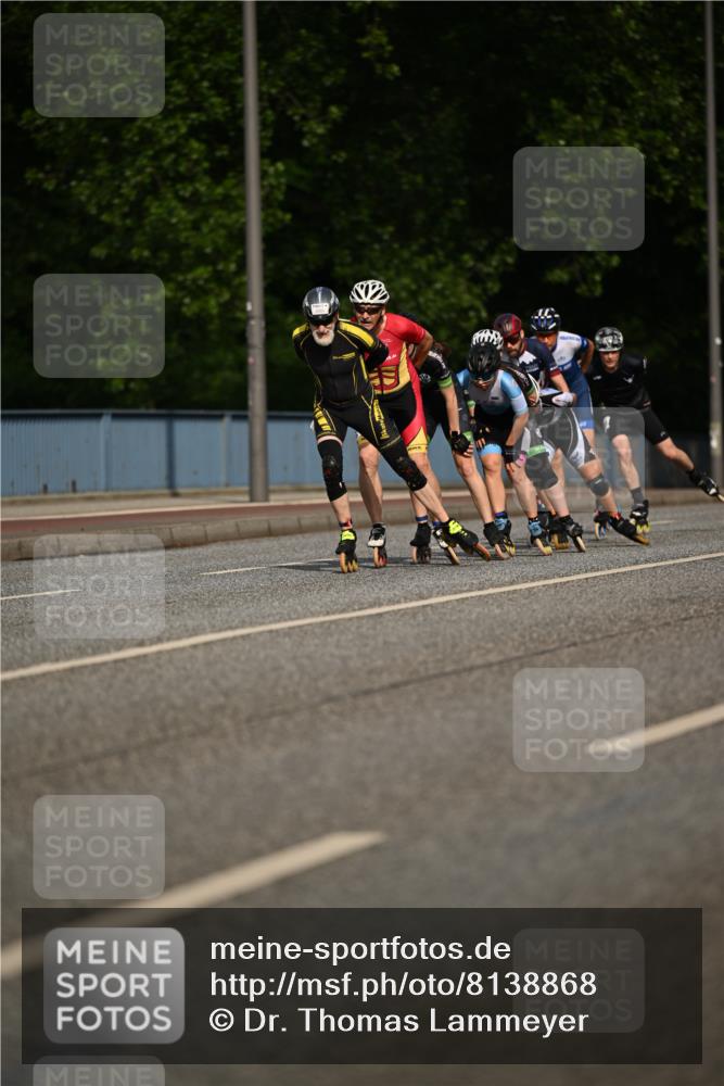 29.06.2025 - hella hamburg halbmarathon Dr. Thomas Lammeyer http://msf.ph/oto/8138868 29.06.2025 08:53:44 Kennedybrücke  meine-sportfotos.de