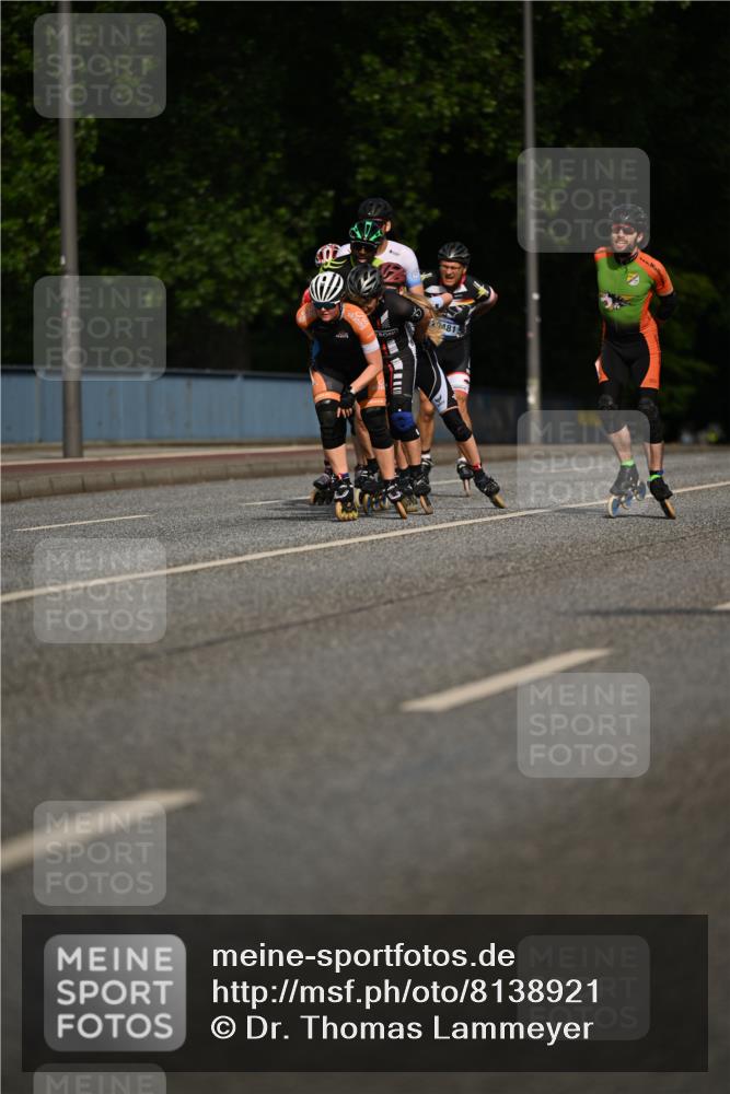 29.06.2025 - hella hamburg halbmarathon Dr. Thomas Lammeyer http://msf.ph/oto/8138921 29.06.2025 08:54:18 Kennedybrücke  meine-sportfotos.de