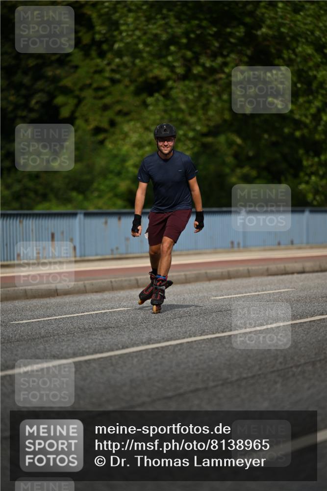 29.06.2025 - hella hamburg halbmarathon Dr. Thomas Lammeyer http://msf.ph/oto/8138965 29.06.2025 09:04:03 Kennedybrücke  meine-sportfotos.de