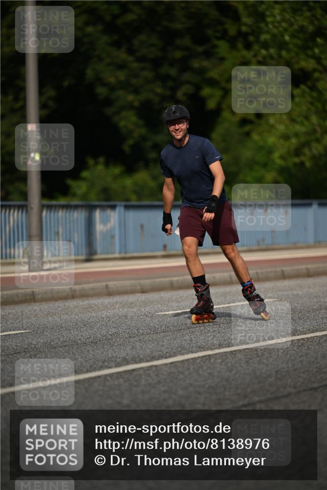 29.06.2025 - hella hamburg halbmarathon Dr. Thomas Lammeyer http://msf.ph/oto/8138976 29.06.2025 09:04:04 Kennedybrücke  meine-sportfotos.de