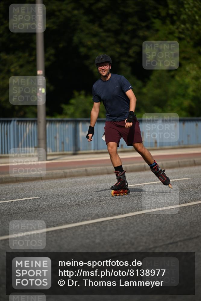 29.06.2025 - hella hamburg halbmarathon Dr. Thomas Lammeyer http://msf.ph/oto/8138977 29.06.2025 09:04:04 Kennedybrücke  meine-sportfotos.de