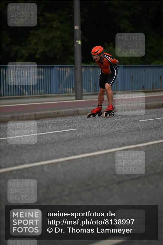 29.06.2025 - hella hamburg halbmarathon Dr. Thomas Lammeyer http://msf.ph/oto/8138997 29.06.2025 08:55:06 Kennedybrücke  meine-sportfotos.de