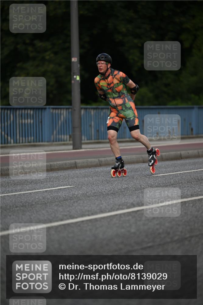 29.06.2025 - hella hamburg halbmarathon Dr. Thomas Lammeyer http://msf.ph/oto/8139029 29.06.2025 08:55:20 Kennedybrücke  meine-sportfotos.de