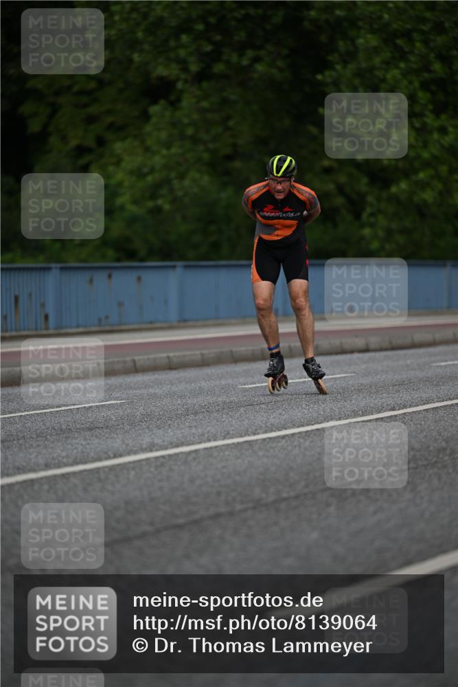 29.06.2025 - hella hamburg halbmarathon Dr. Thomas Lammeyer http://msf.ph/oto/8139064 29.06.2025 08:55:29 Kennedybrücke  meine-sportfotos.de