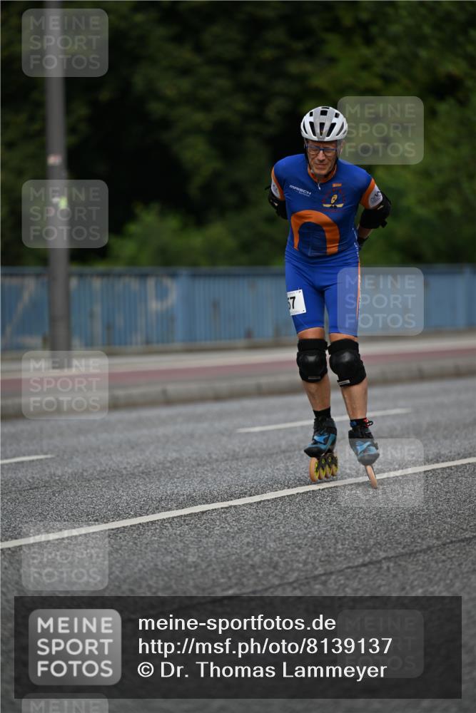 29.06.2025 - hella hamburg halbmarathon Dr. Thomas Lammeyer http://msf.ph/oto/8139137 29.06.2025 08:55:33 Kennedybrücke  meine-sportfotos.de