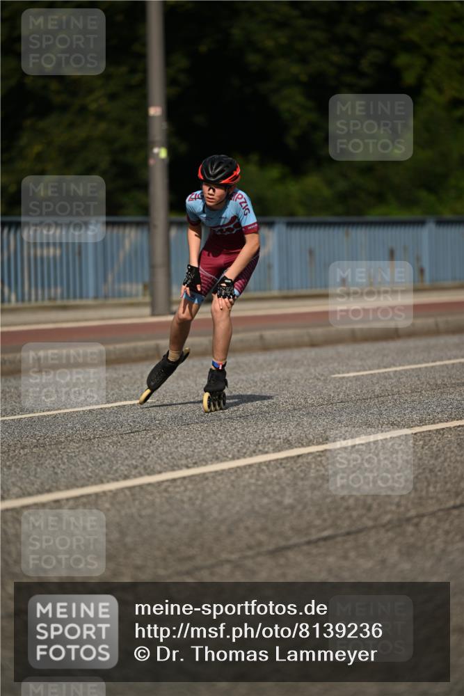 29.06.2025 - hella hamburg halbmarathon Dr. Thomas Lammeyer http://msf.ph/oto/8139236 29.06.2025 08:55:57 Kennedybrücke  meine-sportfotos.de