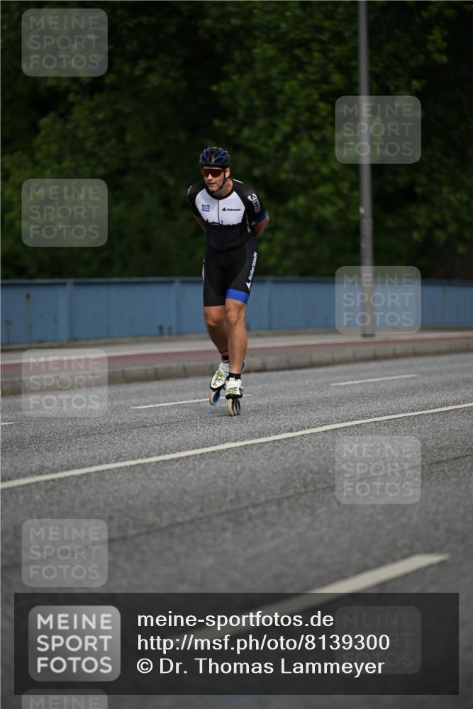 29.06.2025 - hella hamburg halbmarathon Dr. Thomas Lammeyer http://msf.ph/oto/8139300 29.06.2025 08:56:52 Kennedybrücke  meine-sportfotos.de