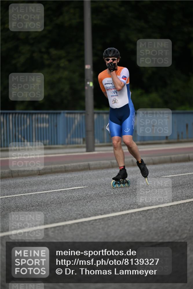 29.06.2025 - hella hamburg halbmarathon Dr. Thomas Lammeyer http://msf.ph/oto/8139327 29.06.2025 08:56:57 Kennedybrücke  meine-sportfotos.de