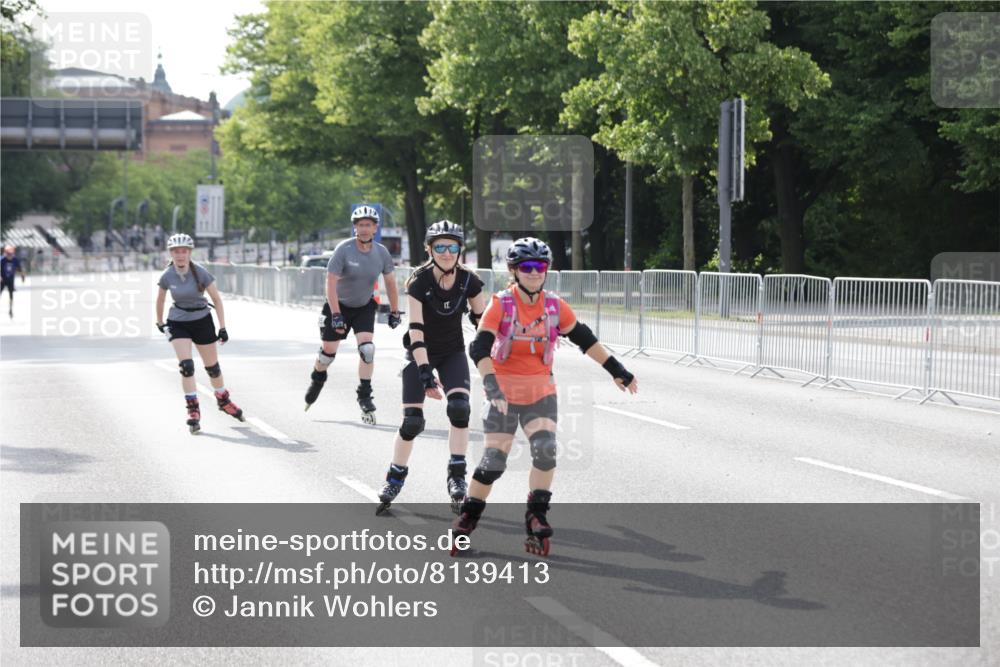 29.06.2025 - hella hamburg halbmarathon Jannik Wohlers http://msf.ph/oto/8139413 29.06.2025 09:03:14 Lombardsbrücke  meine-sportfotos.de