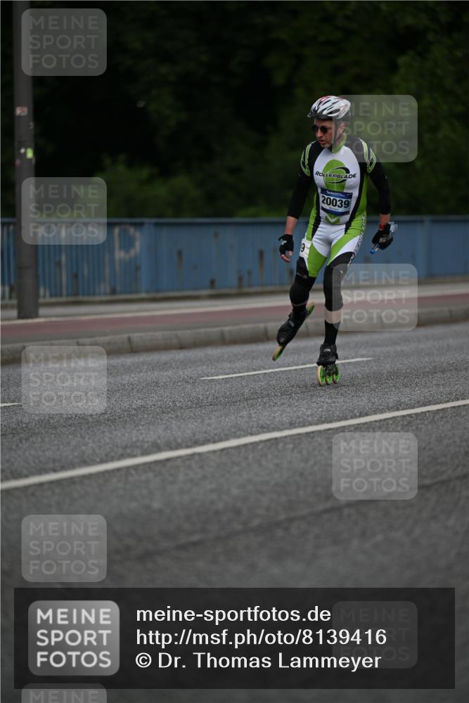 29.06.2025 - hella hamburg halbmarathon Dr. Thomas Lammeyer http://msf.ph/oto/8139416 29.06.2025 08:57:10 Kennedybrücke  meine-sportfotos.de