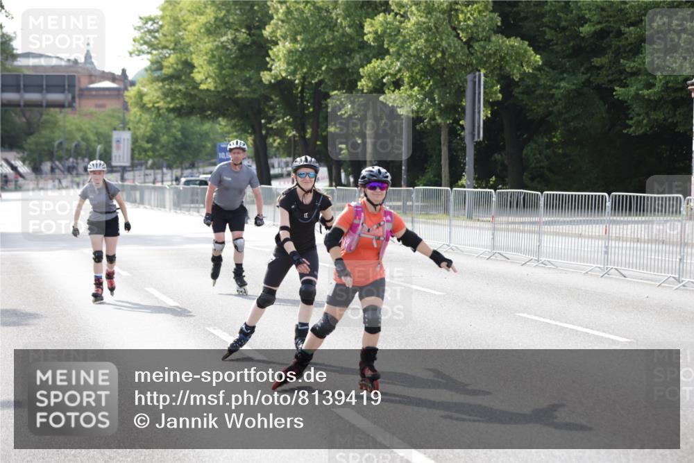 29.06.2025 - hella hamburg halbmarathon Jannik Wohlers http://msf.ph/oto/8139419 29.06.2025 09:03:15 Lombardsbrücke  meine-sportfotos.de