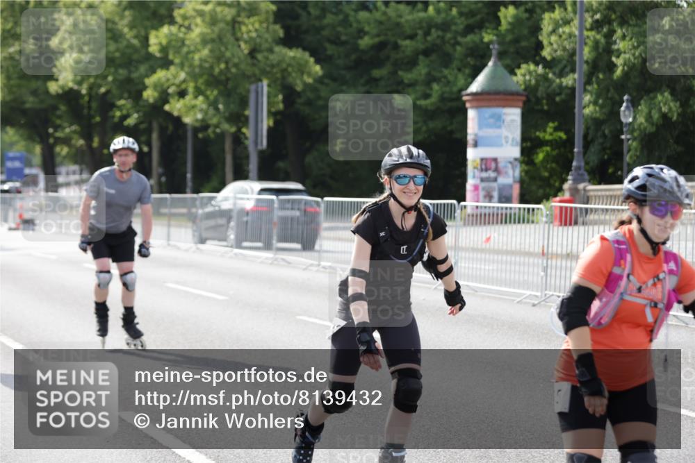 29.06.2025 - hella hamburg halbmarathon Jannik Wohlers http://msf.ph/oto/8139432 29.06.2025 09:03:16 Lombardsbrücke  meine-sportfotos.de