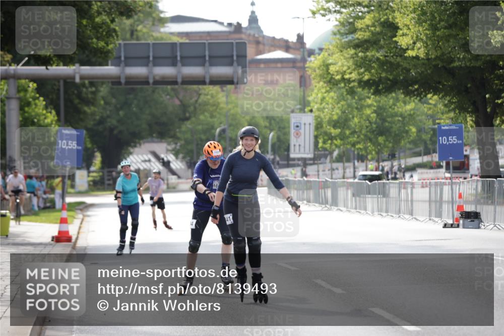 29.06.2025 - hella hamburg halbmarathon Jannik Wohlers http://msf.ph/oto/8139493 29.06.2025 09:03:23 Lombardsbrücke  meine-sportfotos.de