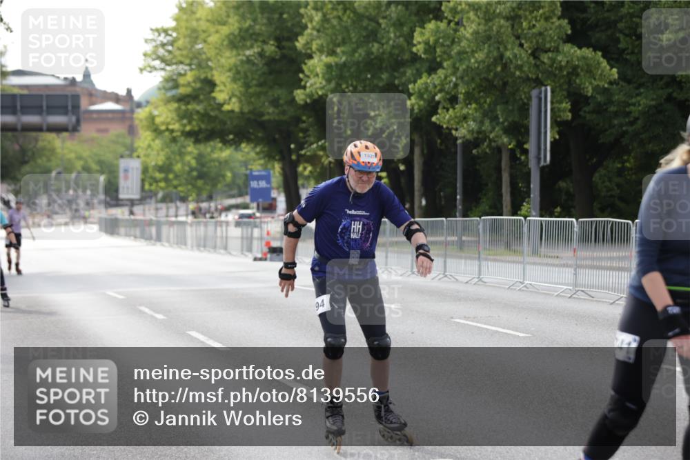 29.06.2025 - hella hamburg halbmarathon Jannik Wohlers http://msf.ph/oto/8139556 29.06.2025 09:03:27 Lombardsbrücke  meine-sportfotos.de