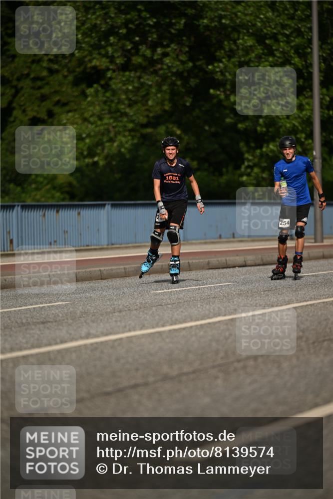 29.06.2025 - hella hamburg halbmarathon Dr. Thomas Lammeyer http://msf.ph/oto/8139574 29.06.2025 09:05:48 Kennedybrücke  meine-sportfotos.de