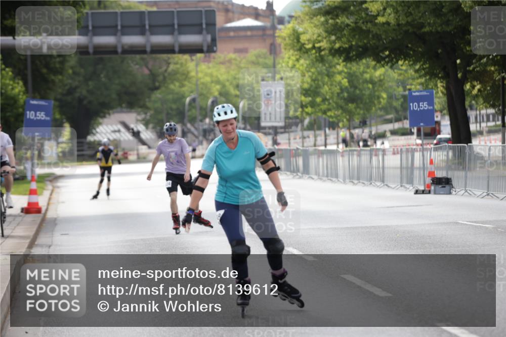 29.06.2025 - hella hamburg halbmarathon Jannik Wohlers http://msf.ph/oto/8139612 29.06.2025 09:03:30 Lombardsbrücke  meine-sportfotos.de