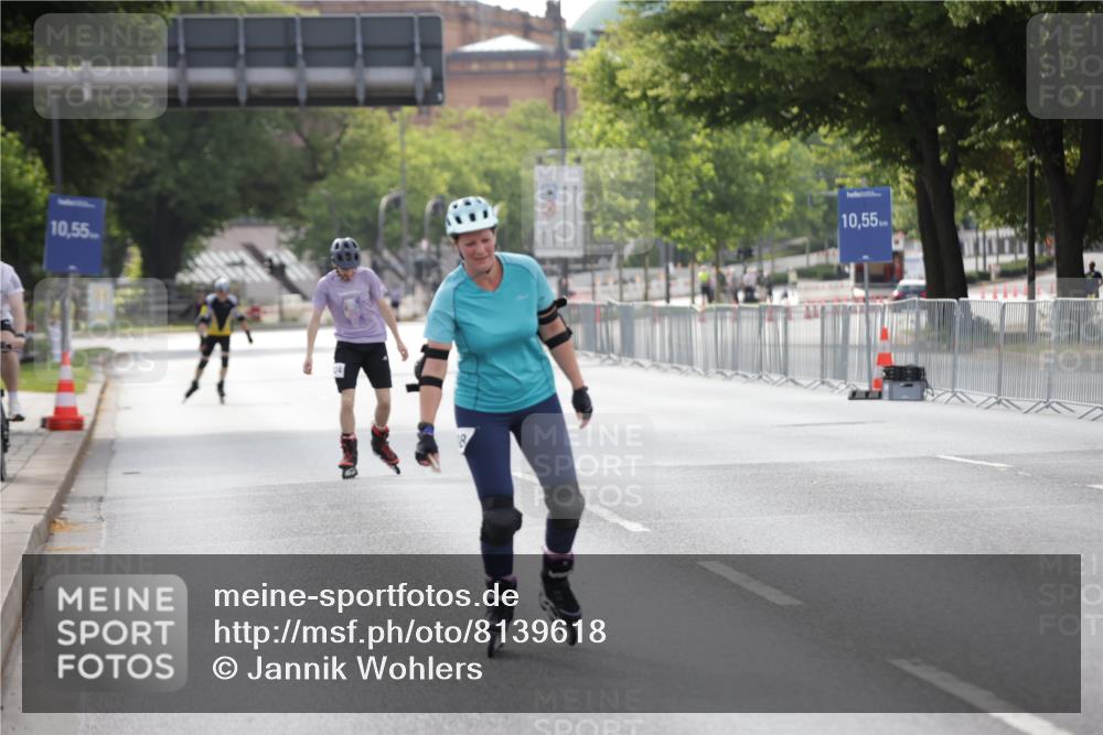 29.06.2025 - hella hamburg halbmarathon Jannik Wohlers http://msf.ph/oto/8139618 29.06.2025 09:03:30 Lombardsbrücke  meine-sportfotos.de