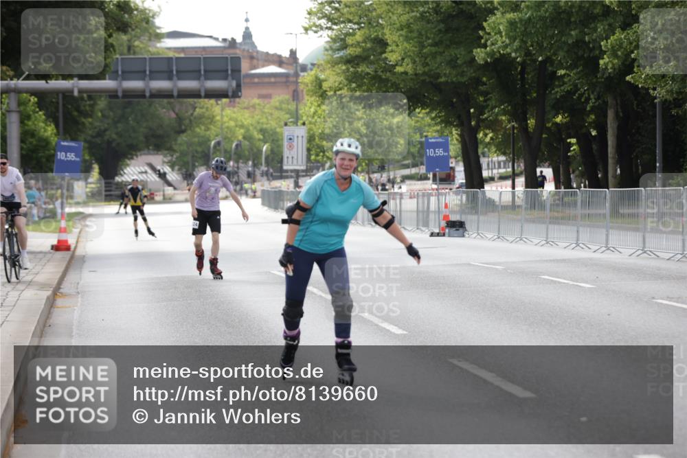 29.06.2025 - hella hamburg halbmarathon Jannik Wohlers http://msf.ph/oto/8139660 29.06.2025 09:03:30 Lombardsbrücke  meine-sportfotos.de