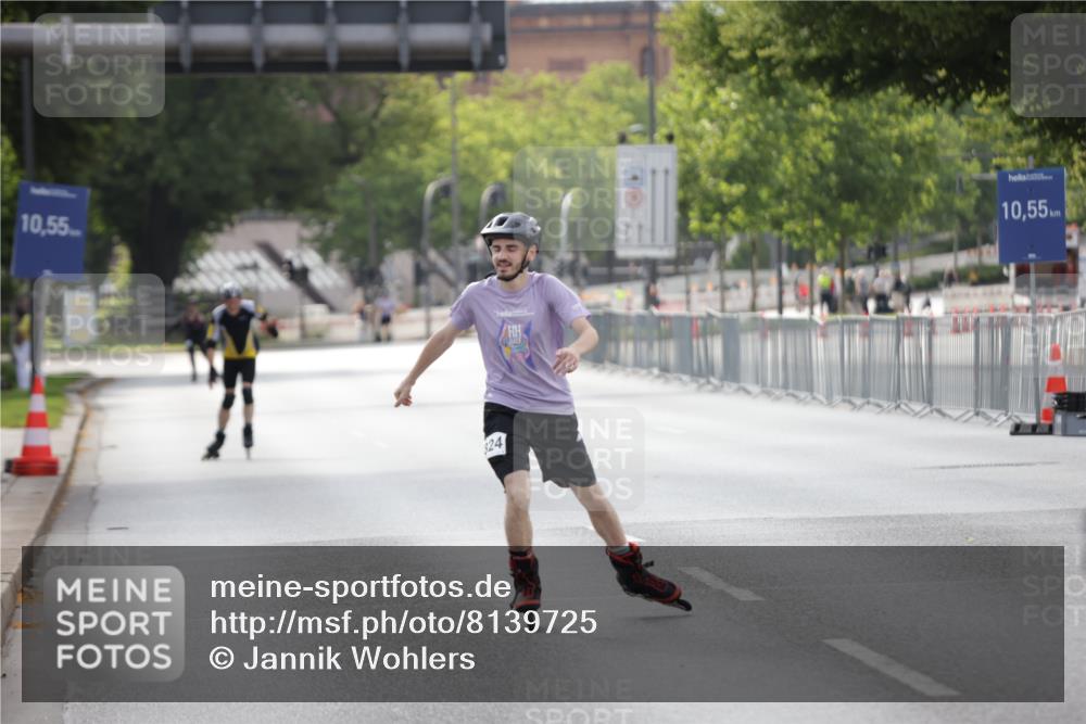 29.06.2025 - hella hamburg halbmarathon Jannik Wohlers http://msf.ph/oto/8139725 29.06.2025 09:03:32 Lombardsbrücke  meine-sportfotos.de
