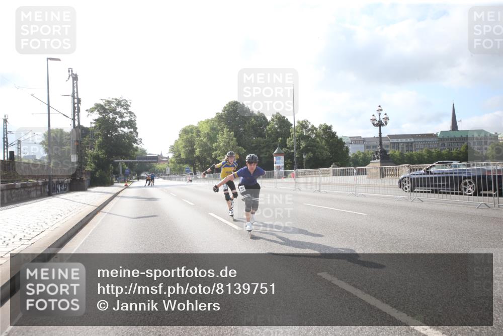 29.06.2025 - hella hamburg halbmarathon Jannik Wohlers http://msf.ph/oto/8139751 29.06.2025 08:55:36 Lombardsbrücke  meine-sportfotos.de