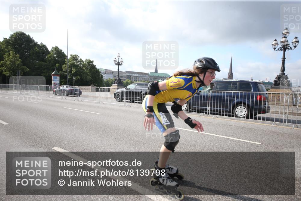 29.06.2025 - hella hamburg halbmarathon Jannik Wohlers http://msf.ph/oto/8139798 29.06.2025 08:55:37 Lombardsbrücke  meine-sportfotos.de