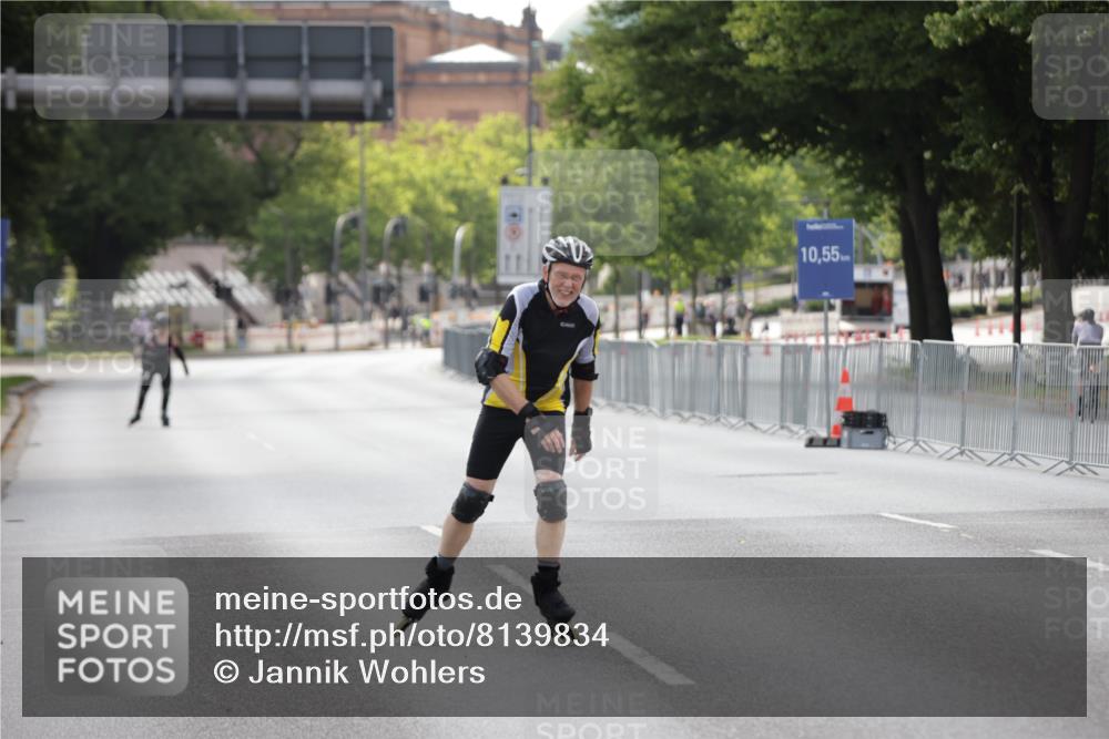 29.06.2025 - hella hamburg halbmarathon Jannik Wohlers http://msf.ph/oto/8139834 29.06.2025 09:03:41 Lombardsbrücke  meine-sportfotos.de