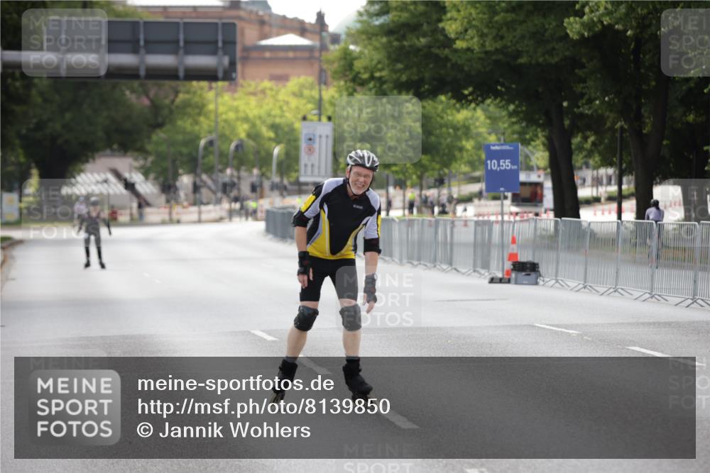 29.06.2025 - hella hamburg halbmarathon Jannik Wohlers http://msf.ph/oto/8139850 29.06.2025 09:03:41 Lombardsbrücke  meine-sportfotos.de