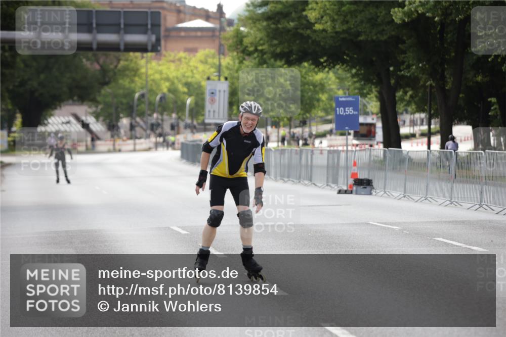 29.06.2025 - hella hamburg halbmarathon Jannik Wohlers http://msf.ph/oto/8139854 29.06.2025 09:03:41 Lombardsbrücke  meine-sportfotos.de