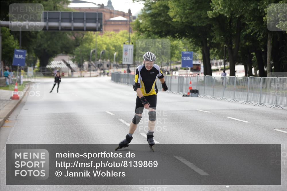 29.06.2025 - hella hamburg halbmarathon Jannik Wohlers http://msf.ph/oto/8139869 29.06.2025 09:03:42 Lombardsbrücke  meine-sportfotos.de
