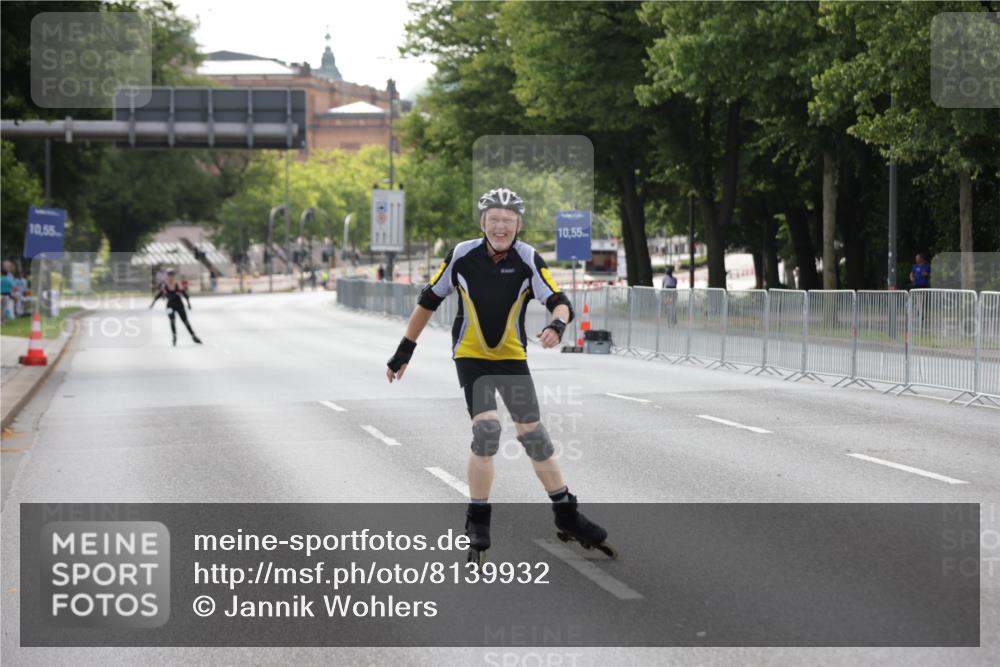 29.06.2025 - hella hamburg halbmarathon Jannik Wohlers http://msf.ph/oto/8139932 29.06.2025 09:03:42 Lombardsbrücke  meine-sportfotos.de