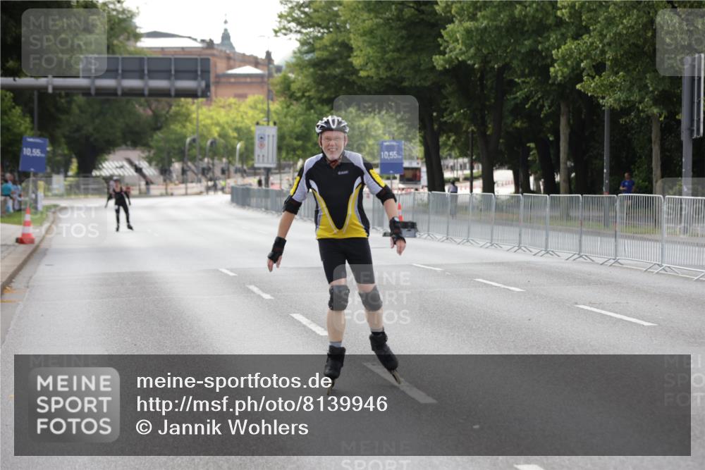 29.06.2025 - hella hamburg halbmarathon Jannik Wohlers http://msf.ph/oto/8139946 29.06.2025 09:03:42 Lombardsbrücke  meine-sportfotos.de