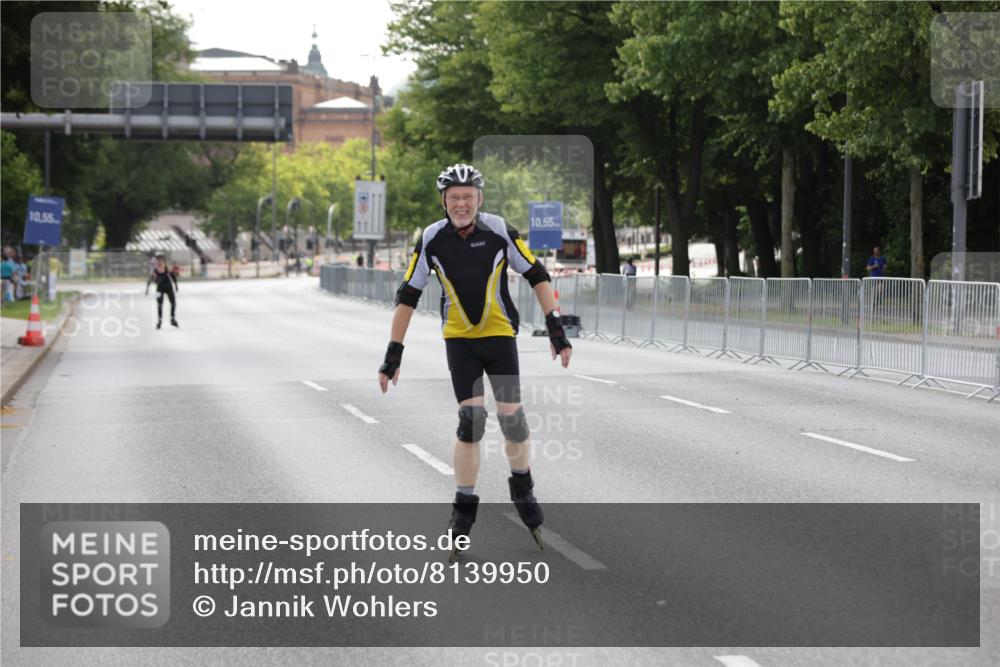 29.06.2025 - hella hamburg halbmarathon Jannik Wohlers http://msf.ph/oto/8139950 29.06.2025 09:03:43 Lombardsbrücke  meine-sportfotos.de